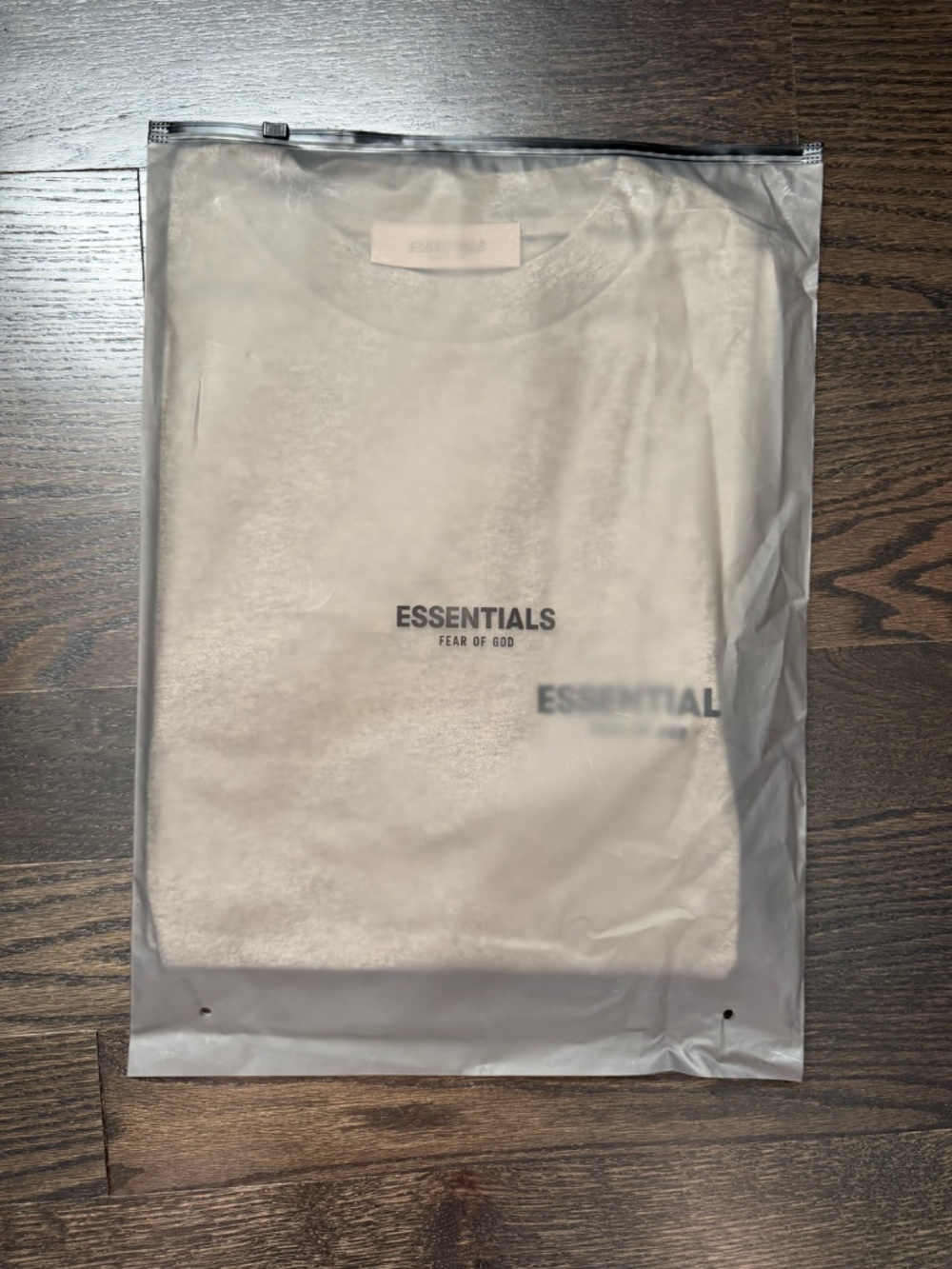 Essentials Fear of God Dark Oatmeal Short Sleeve Shirt Size Large - Picture 4 of 4